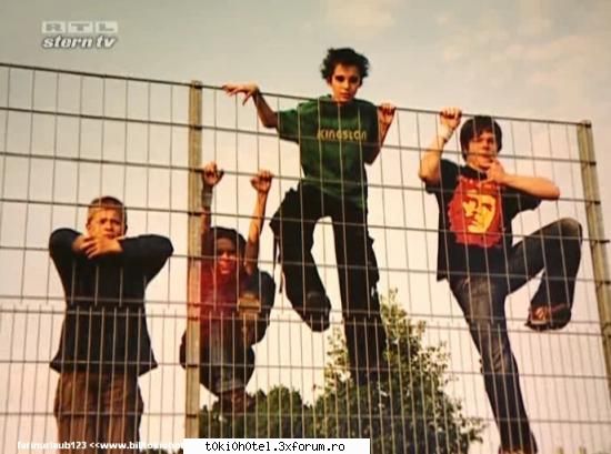 micutzi !!! hai pun cateva poze