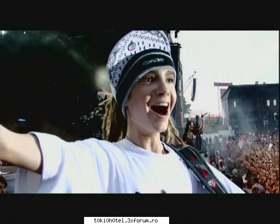 Poze Tom Kaulitz!!! - ce fatza are aici - Tom Kaulitz!!