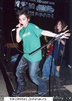 TH - aici bill e super sweet - ToKiO HoTeL
