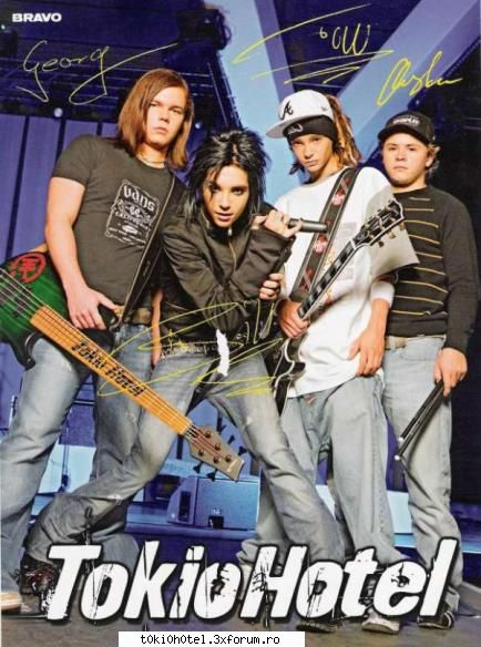 bill e cel mai tareeee!!!!!!!!!!!!!! - o pozik q el si restul trupei - Tom Kaulitz!!